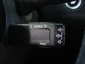 Renault Captur thumbnail 32