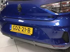Renault Clio thumbnail 32