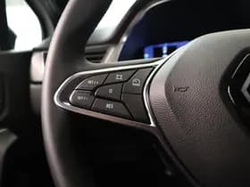 Renault Captur thumbnail 22