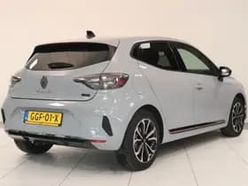 Renault Clio thumbnail 2