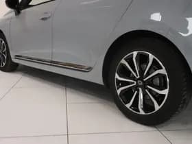 Renault Clio thumbnail 15