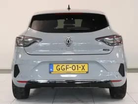 Renault Clio thumbnail 18