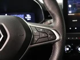 Renault Clio thumbnail 21