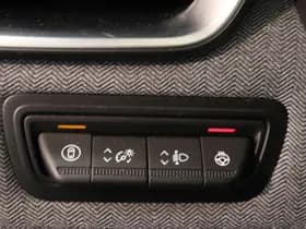 Renault Clio thumbnail 26