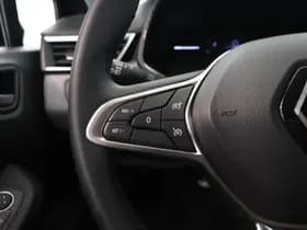 Renault Clio thumbnail 19