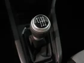Renault Clio thumbnail 21