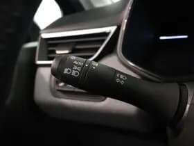 Renault Clio thumbnail 24