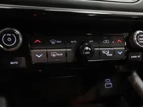 Jeep Compass thumbnail 33