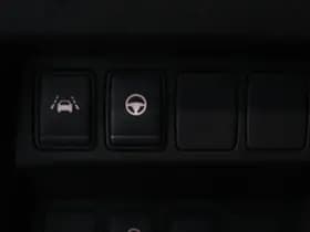 Nissan Qashqai thumbnail 24