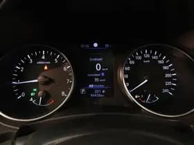 Nissan Qashqai thumbnail 4