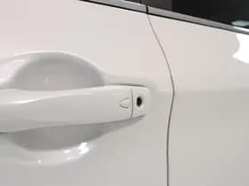 Nissan Qashqai thumbnail 34