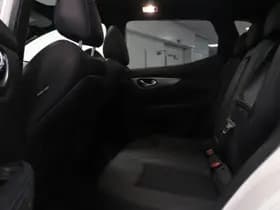 Nissan Qashqai thumbnail 8