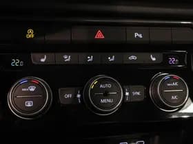 Volkswagen T-Roc thumbnail 12