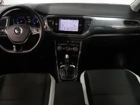 Volkswagen T-Roc thumbnail 3
