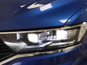 Volkswagen T-Roc thumbnail 23