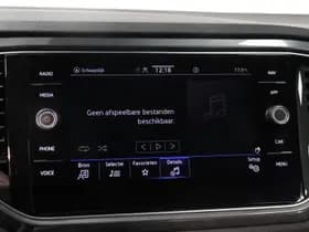 Volkswagen T-Roc thumbnail 29