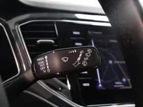 Volkswagen T-Roc thumbnail 33