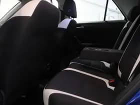 Volkswagen T-Roc thumbnail 7