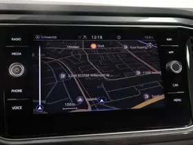 Volkswagen T-Roc thumbnail 10
