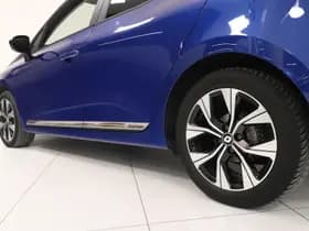 Renault Clio thumbnail 15