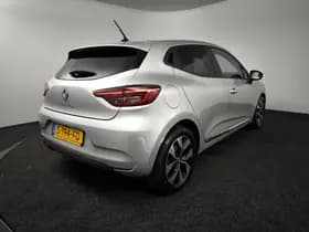 Renault Clio thumbnail 2