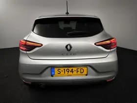 Renault Clio thumbnail 3