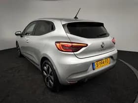 Renault Clio thumbnail 4