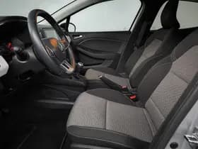 Renault Clio thumbnail 8