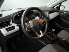 Renault Clio thumbnail 9