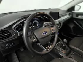 Ford Focus thumbnail 21
