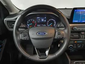 Ford Focus thumbnail 32