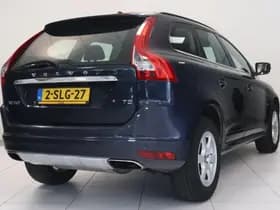 Volvo XC60 thumbnail 2