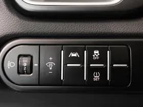 Kia Ceed thumbnail 21