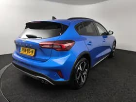 Ford Focus thumbnail 2
