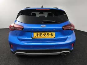 Ford Focus thumbnail 18