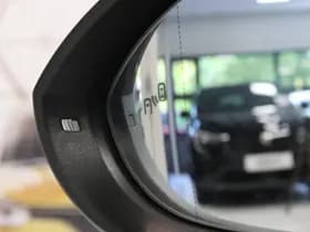 Volkswagen Golf thumbnail 14