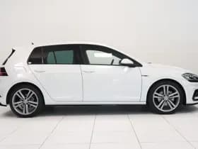 Volkswagen Golf thumbnail 17