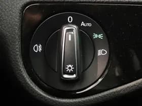 Volkswagen Golf thumbnail 35
