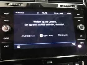 Volkswagen Golf thumbnail 10