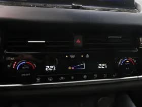 Nissan Qashqai thumbnail 13