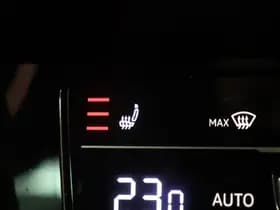 Volkswagen Passat thumbnail 26