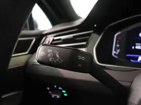 Volkswagen Passat thumbnail 32