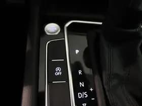 Volkswagen Passat thumbnail 35