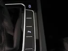 Volkswagen Passat thumbnail 36
