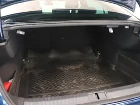 Volkswagen Passat thumbnail 9