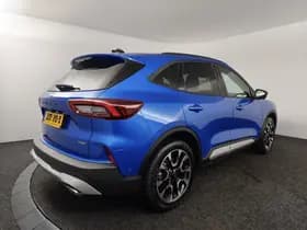 Ford Kuga thumbnail 2