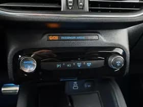 Ford Kuga thumbnail 12