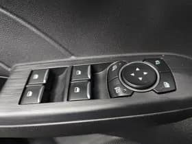 Ford Kuga thumbnail 19