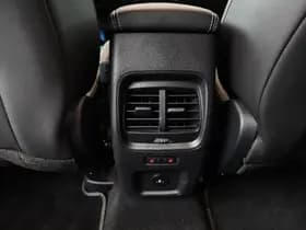 Ford Kuga thumbnail 33