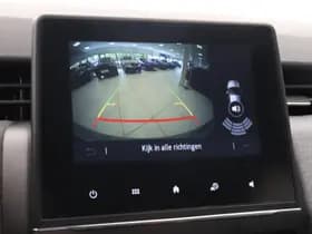 Renault Clio thumbnail 12